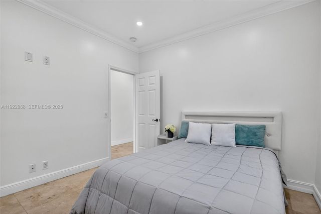 16432 NW 12th St, Pembroke Pines, FL 33028