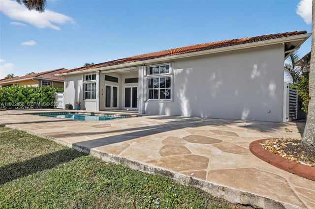 16432 NW 12th St, Pembroke Pines, FL 33028