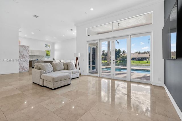 16432 NW 12th St, Pembroke Pines, FL 33028