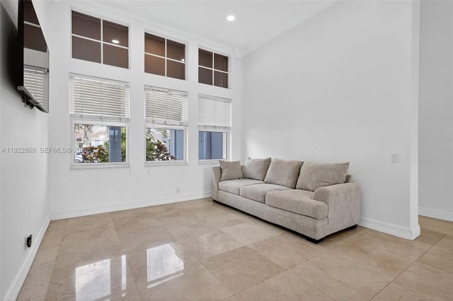 16432 NW 12th St, Pembroke Pines, FL 33028