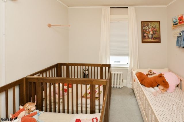45 Hill St, Midland Park Boro, NJ 07432