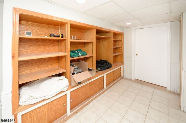 45 Hill St, Midland Park Boro, NJ 07432