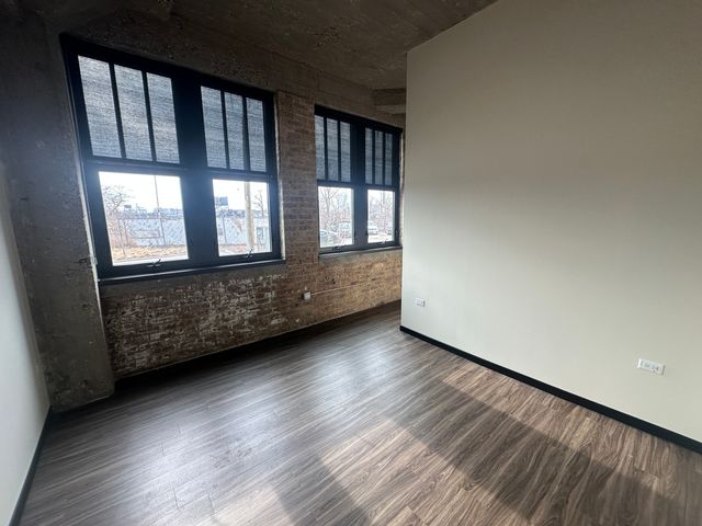 2032 N Clybourn Avenue 132, Chicago, IL 60614