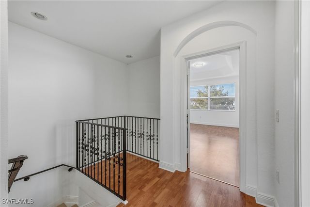 7051 Ambrosia LN 3506, Naples, FL 34119