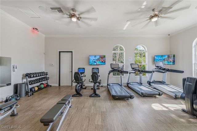 7051 Ambrosia LN 3506, Naples, FL 34119