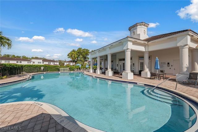 7051 Ambrosia LN 3506, Naples, FL 34119