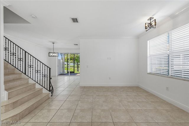 7051 Ambrosia LN 3506, Naples, FL 34119