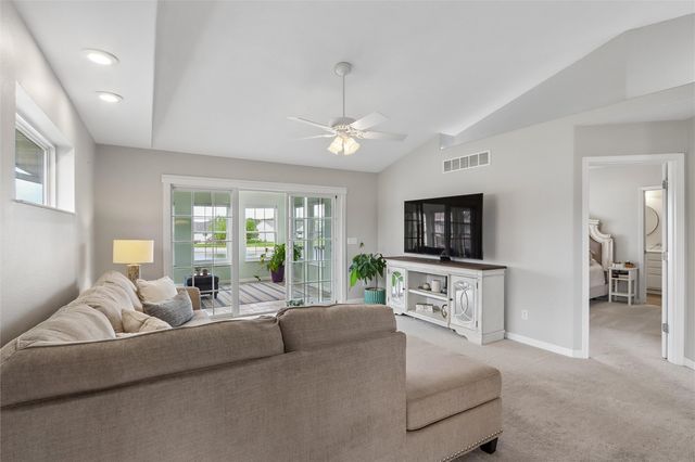 4103 Lakeview SW, Cedar Rapids, IA 52404