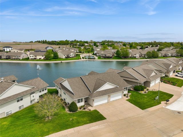 4103 Lakeview SW, Cedar Rapids, IA 52404