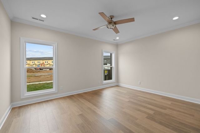 1932 Gracie Bug Loop, Murfreesboro, TN 37128