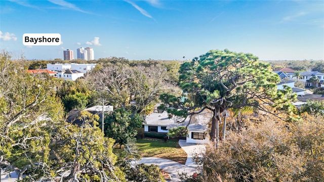 3112 S JULIA CIRCLE, Tampa, FL 33629