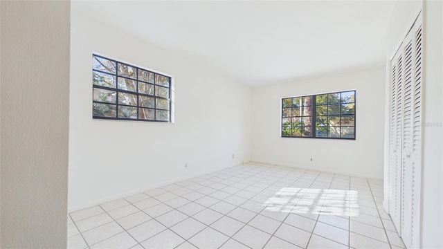 3112 S JULIA CIRCLE, Tampa, FL 33629
