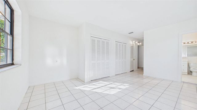 3112 S JULIA CIRCLE, Tampa, FL 33629