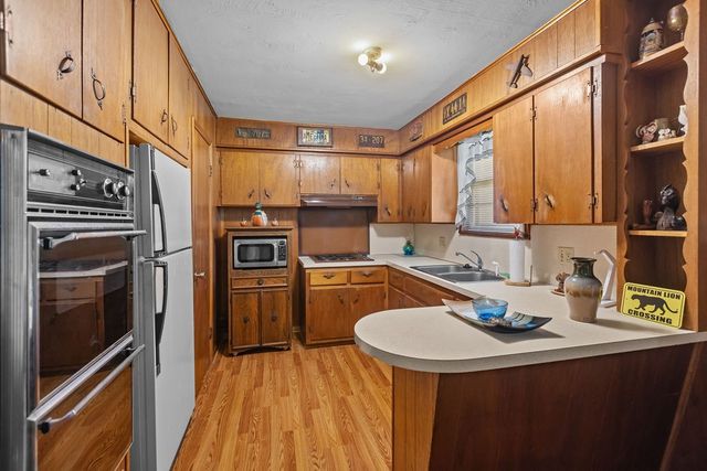 2022 Jerry Avenue, Denison, TX 75020