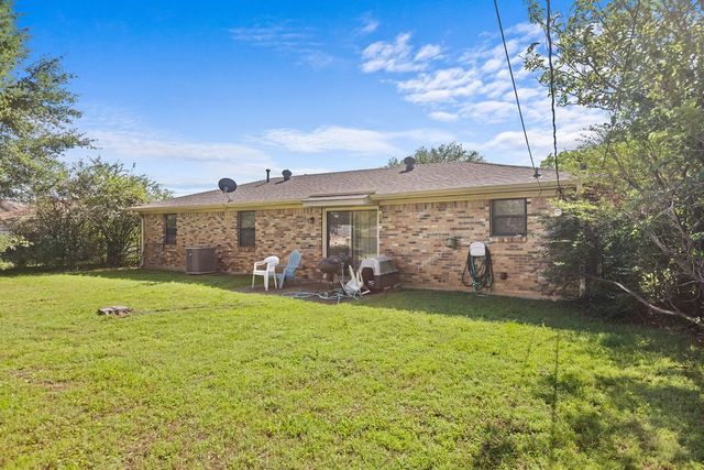 2022 Jerry Avenue, Denison, TX 75020