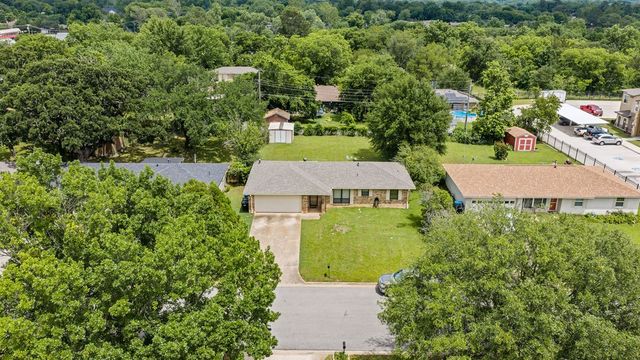 2022 Jerry Avenue, Denison, TX 75020