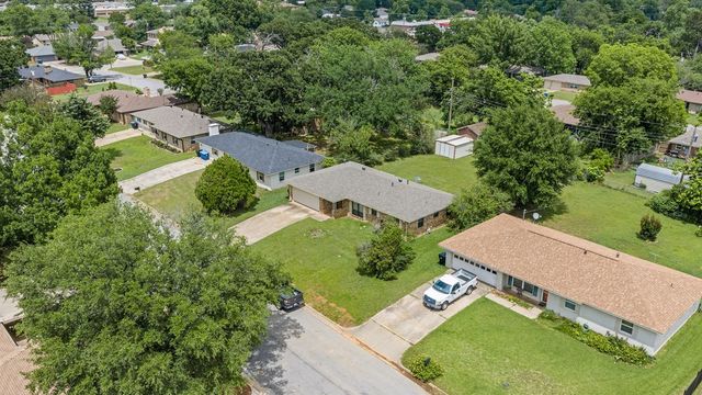 2022 Jerry Avenue, Denison, TX 75020