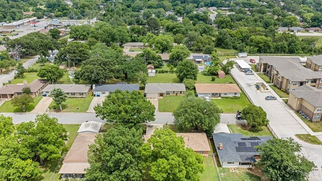 2022 Jerry Avenue, Denison, TX 75020