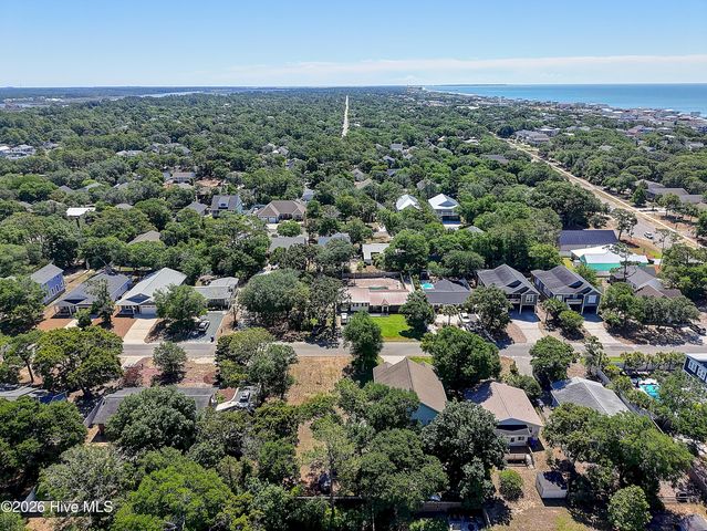 107 NE 35th Street, Oak Island, NC 28465