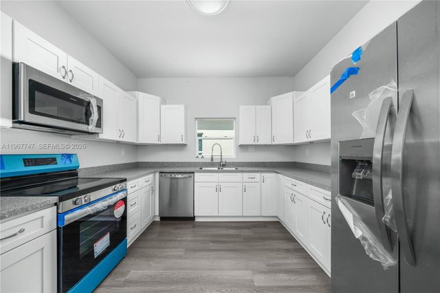 1442 Las Villas Blvd, Sebring, FL 33870