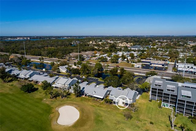 9252 WESTLINKS TERRACE, Seminole, FL 33777