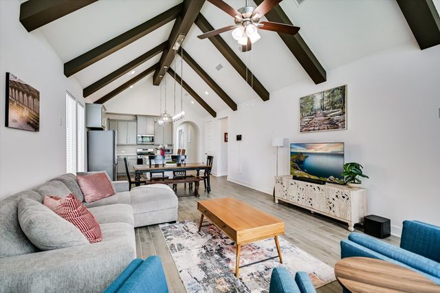 213 Kingsland ST, Georgetown, TX 78633