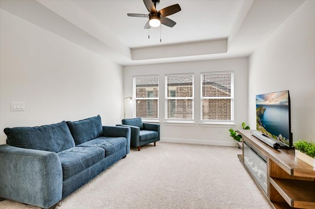 213 Kingsland ST, Georgetown, TX 78633
