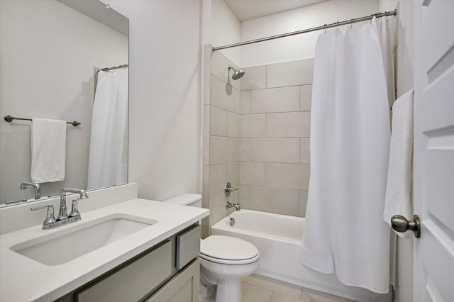 213 Kingsland ST, Georgetown, TX 78633