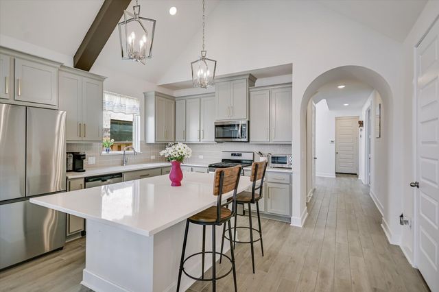 213 Kingsland ST, Georgetown, TX 78633