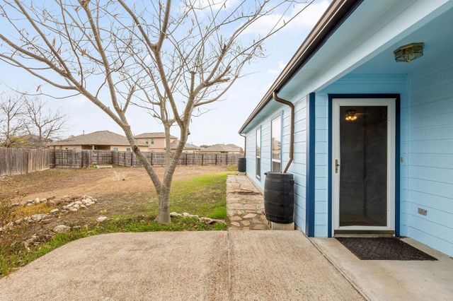 112 Amherst CT, Kyle, TX 78640