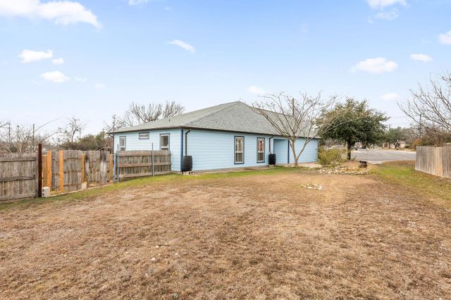 112 Amherst CT, Kyle, TX 78640