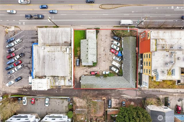 10531 Aurora Avenue N, Seattle, WA 98133