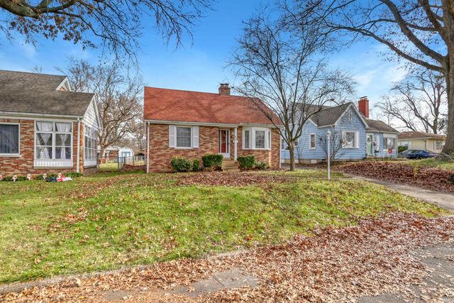 824 Stewart Avenue, Evansville, IN 47715