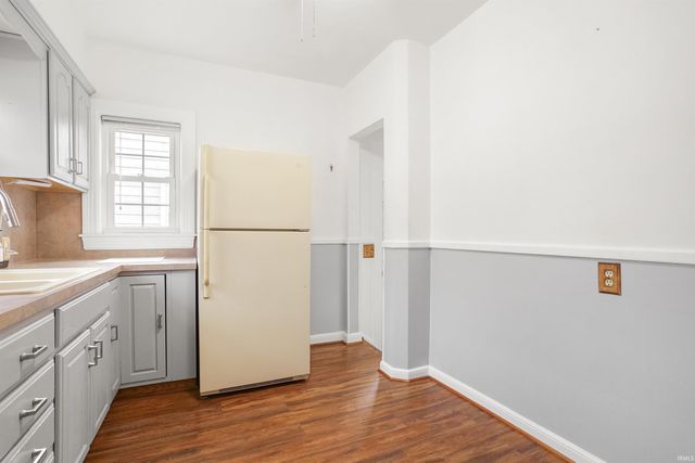 824 Stewart Avenue, Evansville, IN 47715