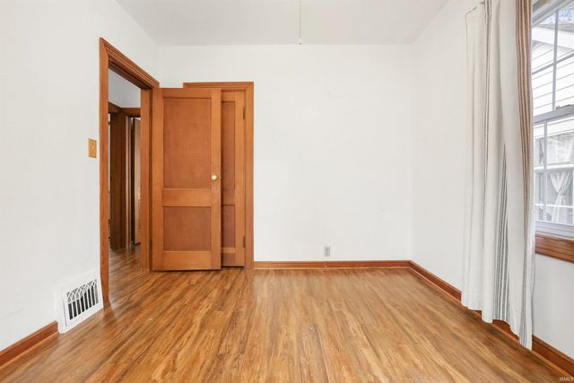 824 Stewart Avenue, Evansville, IN 47715