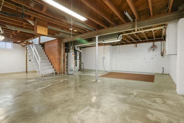 824 Stewart Avenue, Evansville, IN 47715