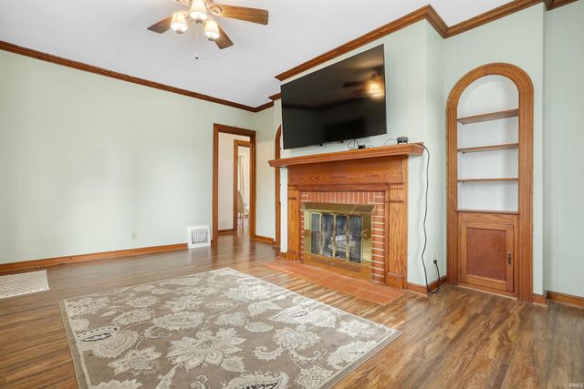 824 Stewart Avenue, Evansville, IN 47715