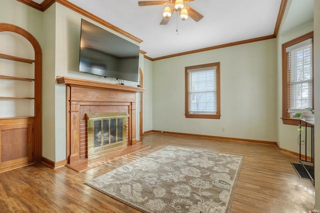 824 Stewart Avenue, Evansville, IN 47715