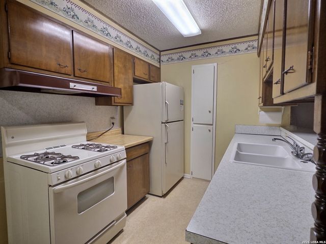 474 SCATES DR, San Antonio, TX 78227
