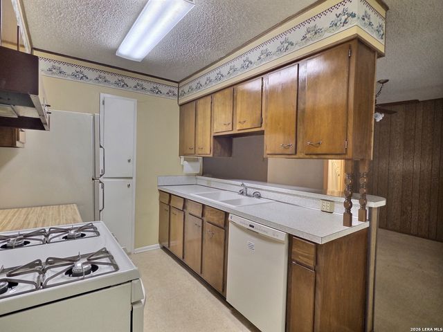 474 SCATES DR, San Antonio, TX 78227