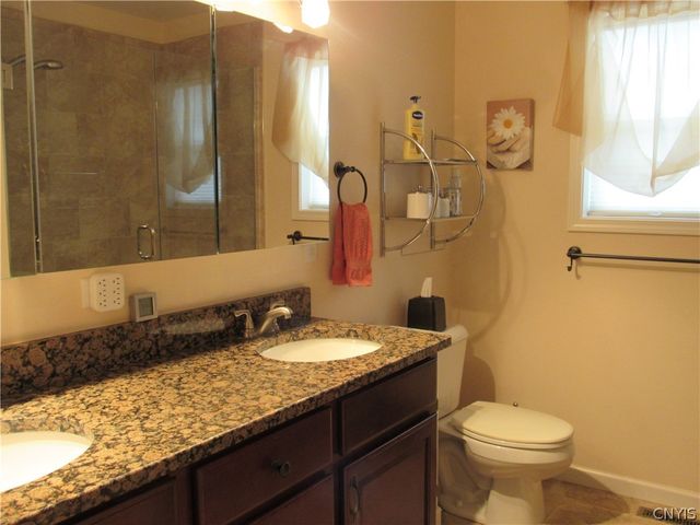 8706 Lavender Lane, Cicero, NY 13039