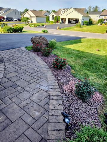 8706 Lavender Lane, Cicero, NY 13039