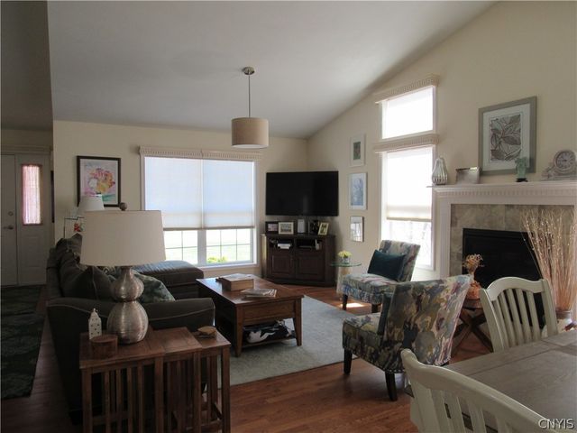 8706 Lavender Lane, Cicero, NY 13039