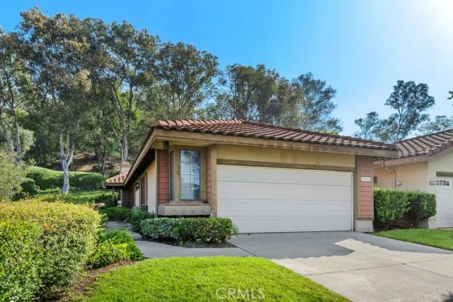 1762 Del Prado, Pomona, CA 91768