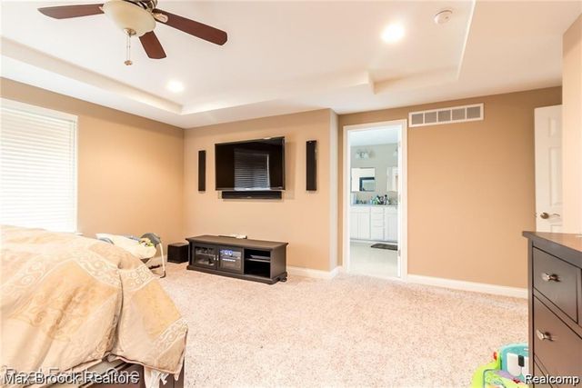 2806 Benjamin Avenue, Royal Oak, MI 48073