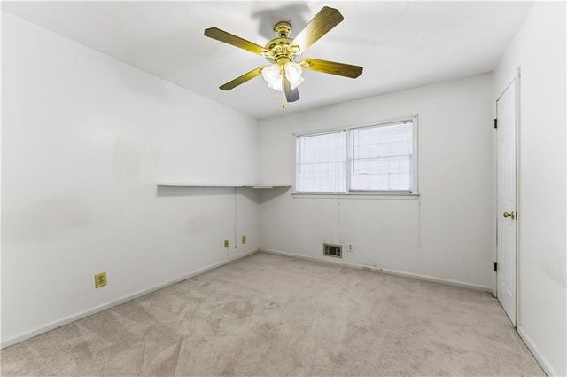 618 ROCKBOROUGH Drive, Stone Mountain, GA 30083