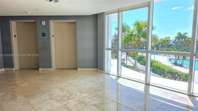 7900 Harbor Island Dr 703, North Bay Village, FL 33141