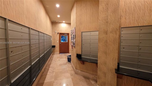 7900 Harbor Island Dr 703, North Bay Village, FL 33141