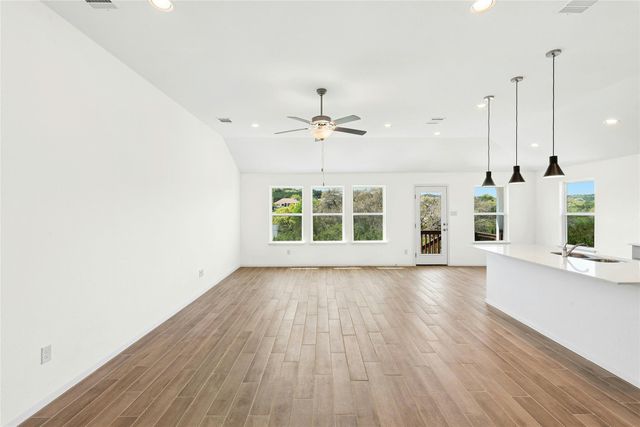 4112 Rockwood DR, Lago Vista, TX 78645