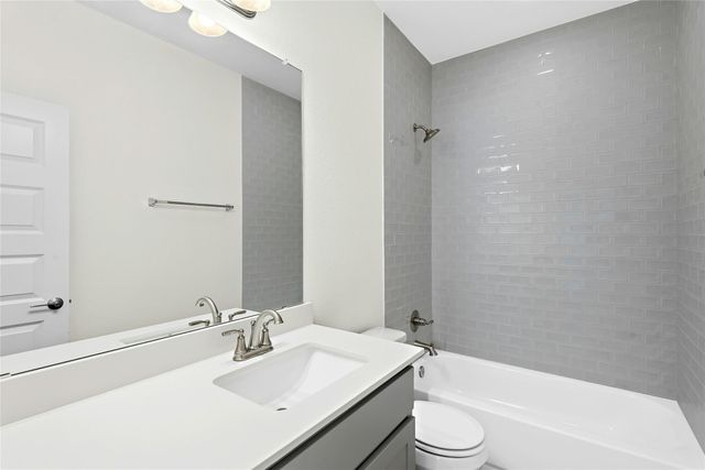 4112 Rockwood DR, Lago Vista, TX 78645